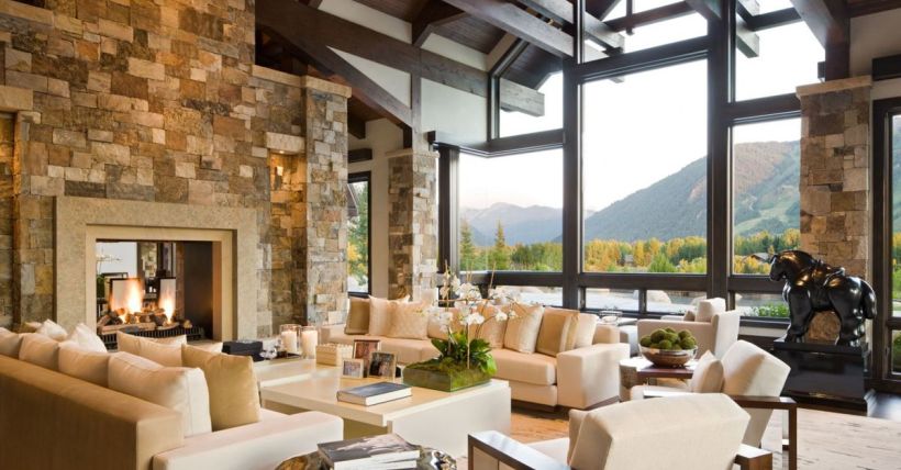 Minimalist, Maximalist, or Somewhere In Between? Here’s What Your Home Style Says About You on the Highlands-Cashiers Plateau